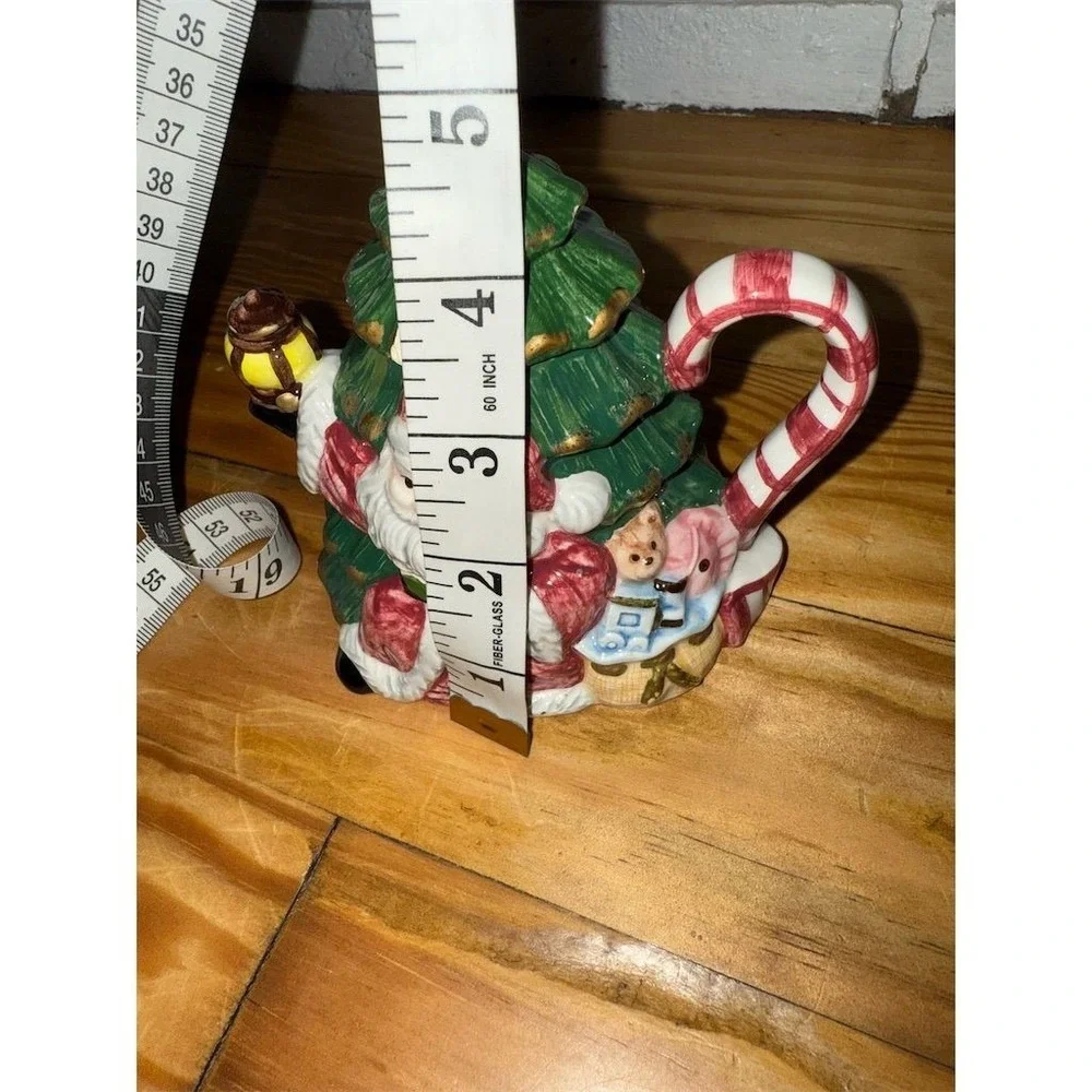 Santa‎ Claus Christmas Teapot with Tree & Gifts Ceramic Festive Decor small chip